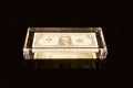 Ukázka laminace dolarové bankovky jako tombstone nestandardních rozměrů